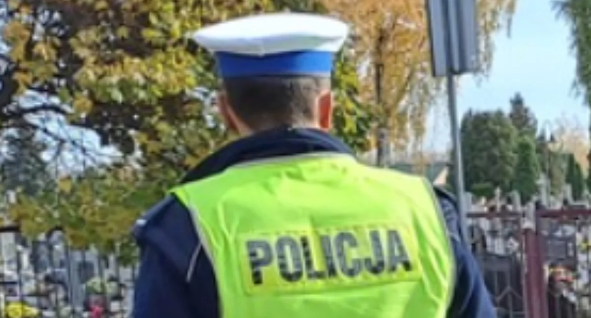 Stłuczka na cmentarzu w Szczałbie! 65-latka w Kia wjechała w Opla