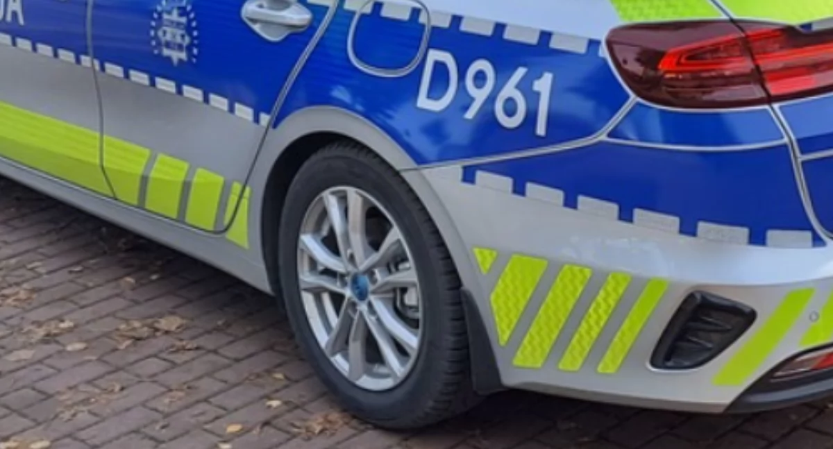 Łuków: 22-latka za kierownicą Mercedesa zderzyła się z Fordem. Policja ukarała ją mandatem