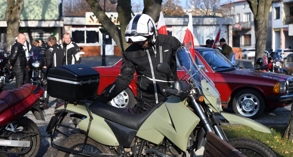 Motoweterani z Łukowa uczcili Święto Niepodległości (GALERIA) 