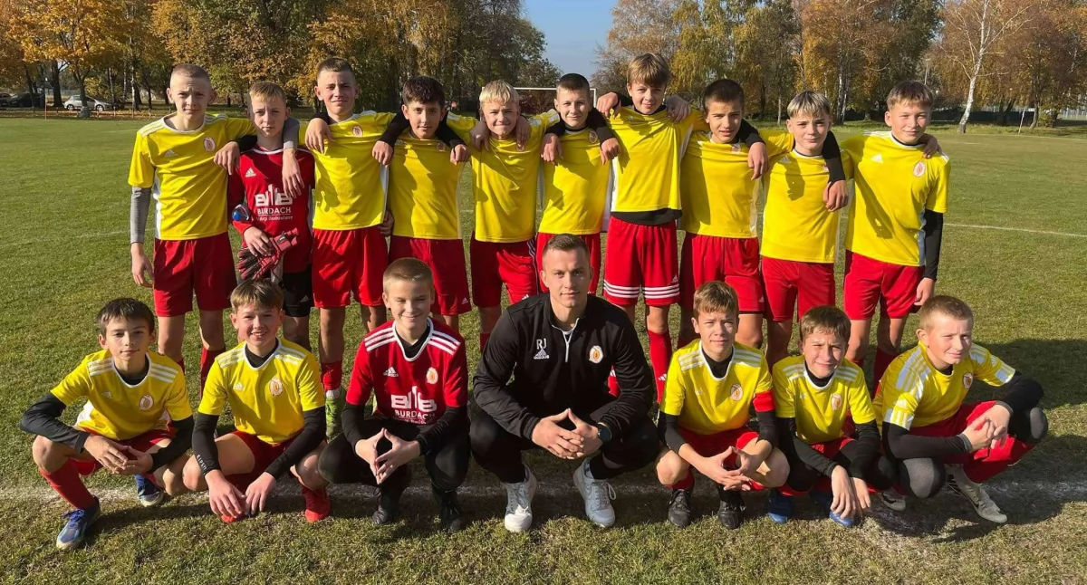 Młodzi piłkarze z Łukowa powołani do kadry województwa! Wielki sukces dla Orląt Łuków!