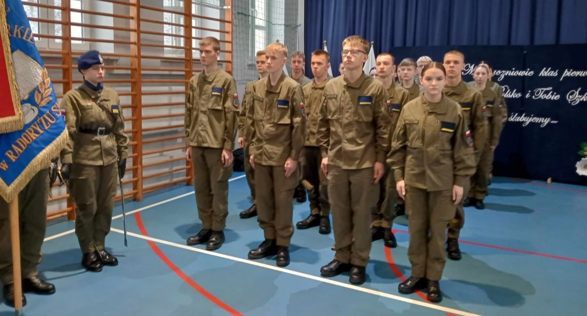 Kadeci ślubują! Wielkie wydarzenie w Zespole Szkół w Radoryżu Smolanym [ZDJĘCIA]