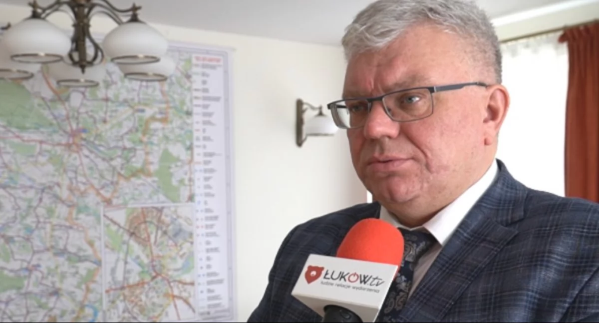 Powiat łukowski gotowy na zimę. Drogi posypane, brak zgłoszeń o utrudnieniach