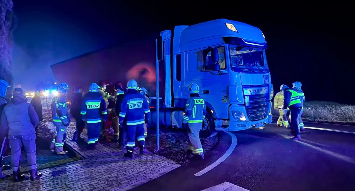 Traktor pomógł strażakom – udana interwencja w miejscowości Ogniwo
