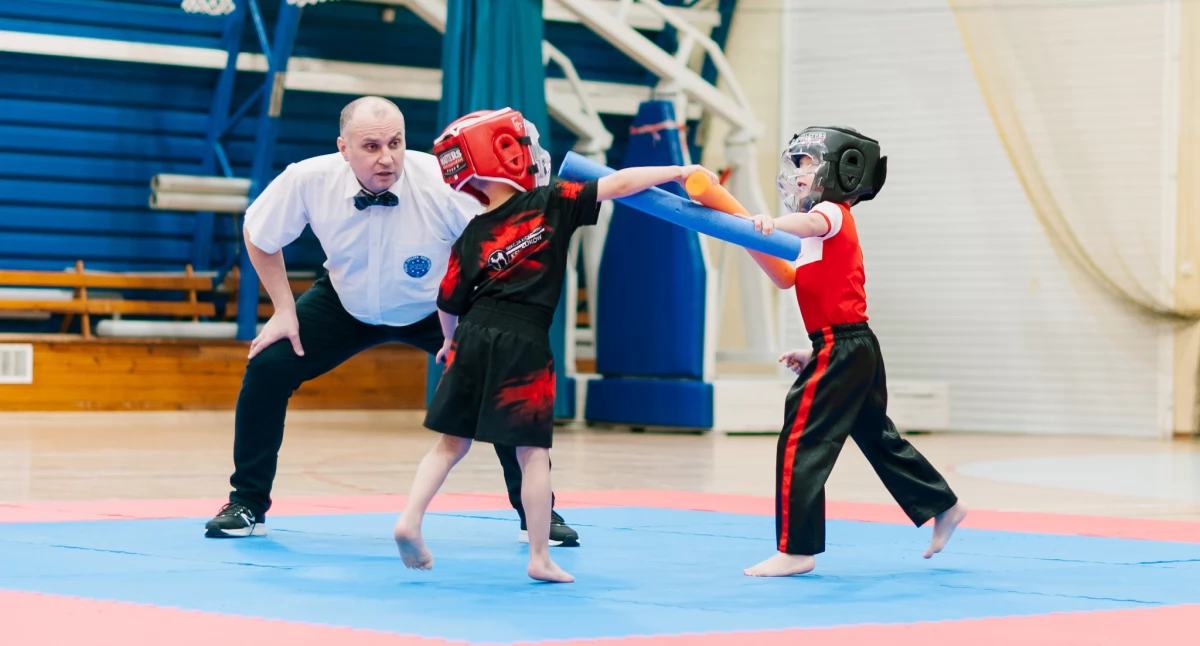 Łuków świętuje sport i zdrowie. Poznaj zwycięzców turnieju kickboxingu i konkursu plastycznego!