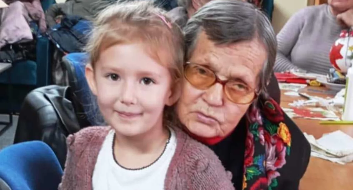 ŚWIĄTECZNA MAGIA W OSZCZEPALINIE! PRZEDSZKOLAKI I SENIORZY TWORZĄ WYJĄTKOWE BOMBKOWE CUDA! 