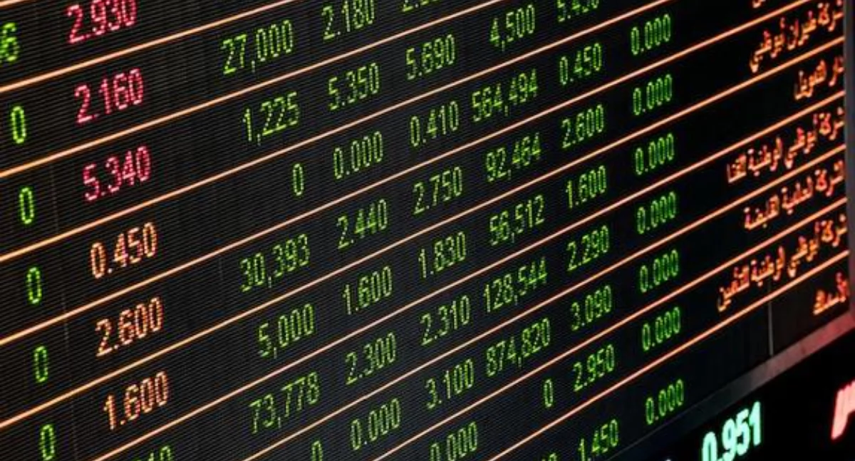 63-latek stracił blisko 38 tys. zł! Oszuści podszywają się pod profesjonalnych brokerów