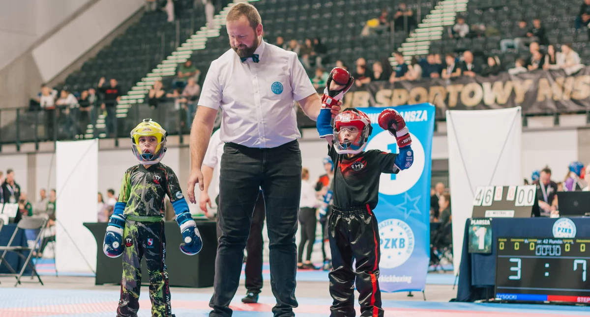 Medalowa dominacja KSW Łuków! Aż 13 krążków na Mistrzostwach Śląska w kickboxingu