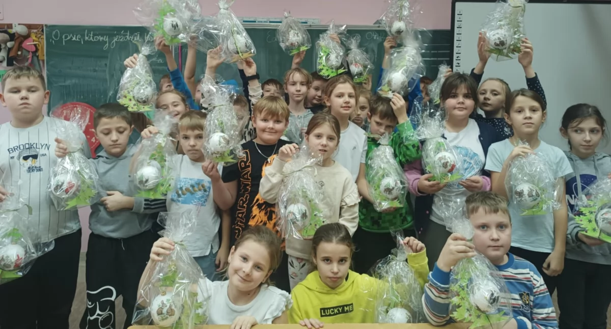 Magia świąt  w Sarnowie! Dzieci stworzyły wyjątkowe ozdoby na Boże Narodzenie