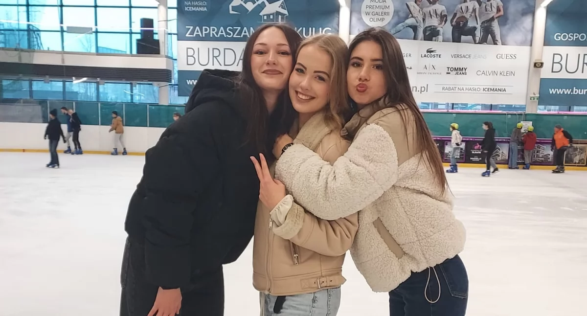 UMCS, lodowisko i kino. Jak uczniowie z Adamowa spędzili Mikołajki [ZDJĘCIA]