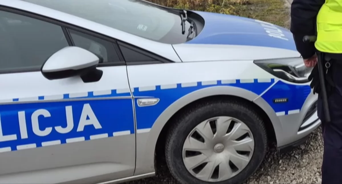 Pijany 65 - latek wjechal do rowu! 