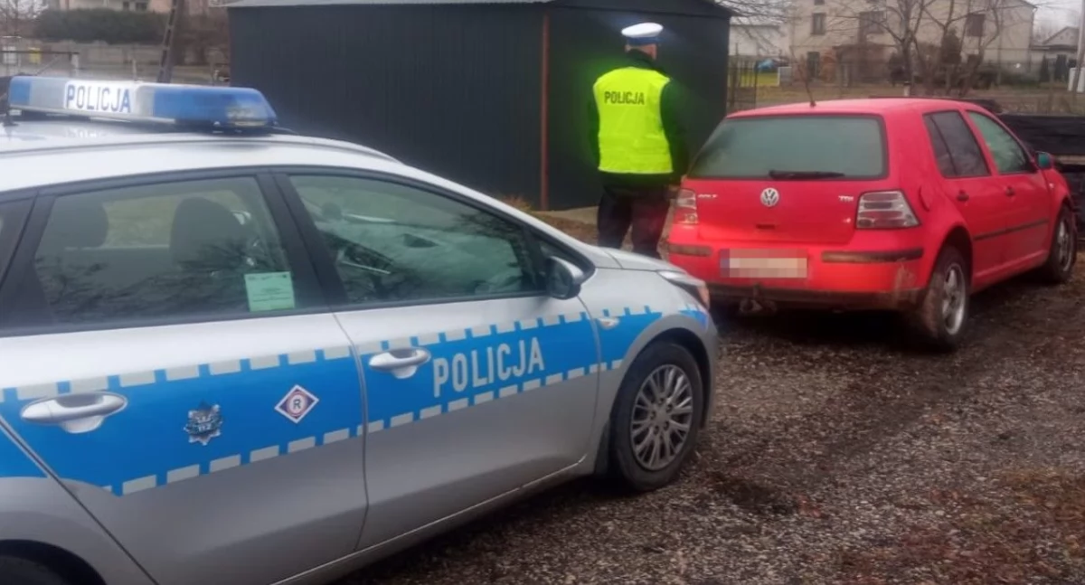 Pijany kierowca rozbił samochód w Sętkach. Miał ponad 3 promile!