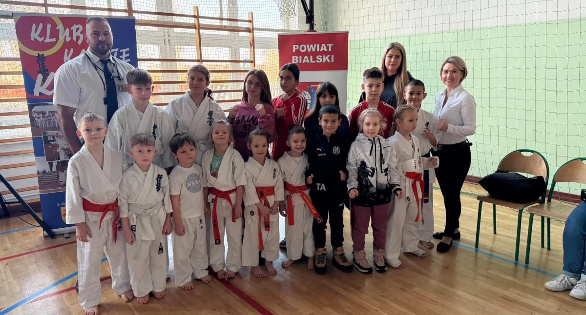 Sportowy triumf. Karatecy Kyokushin zakończyli rok z 14 pucharami!
