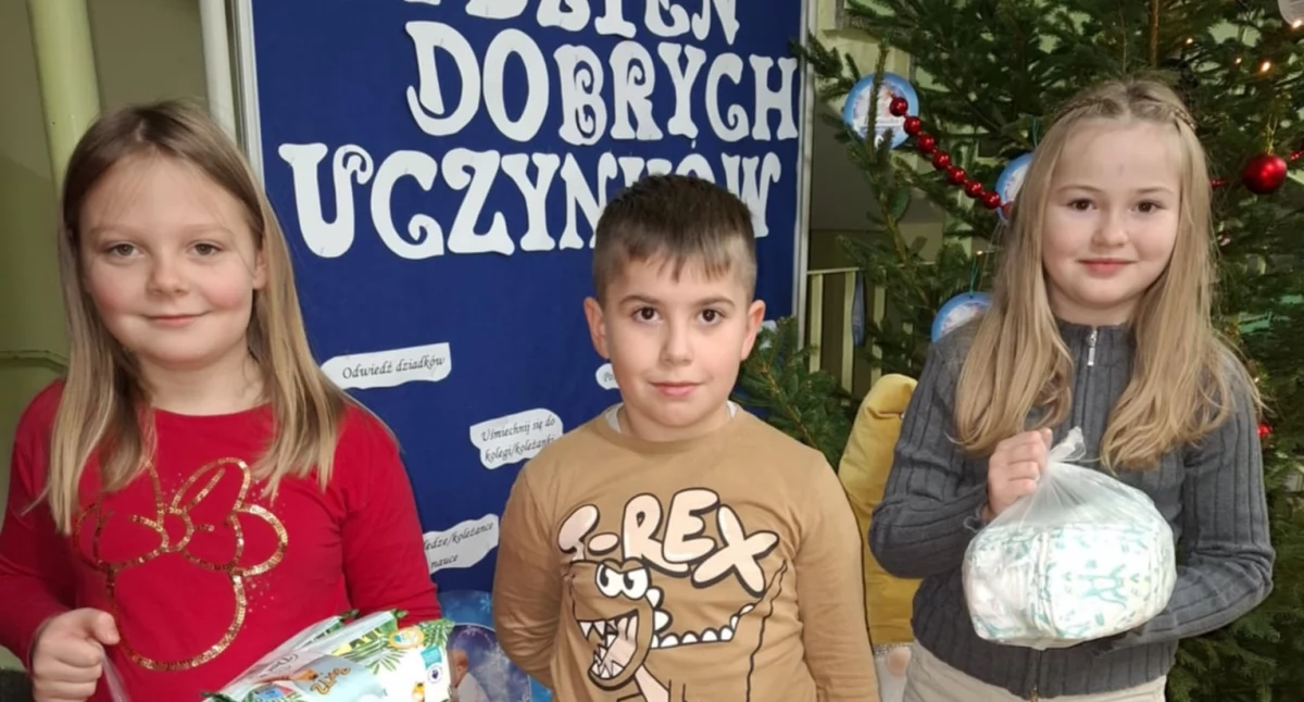 Szkoła w Gręzówce zorganizowała akcję charytatywną. Zebrali ogromną ilość paczek dla dzieci!