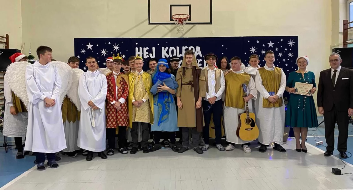 Wielki konkurs kolęd i pastorałek w Zespole Szkół Nr 1 w Łukowie. Wspaniałe talenty na scenie [ZDJĘCIA]