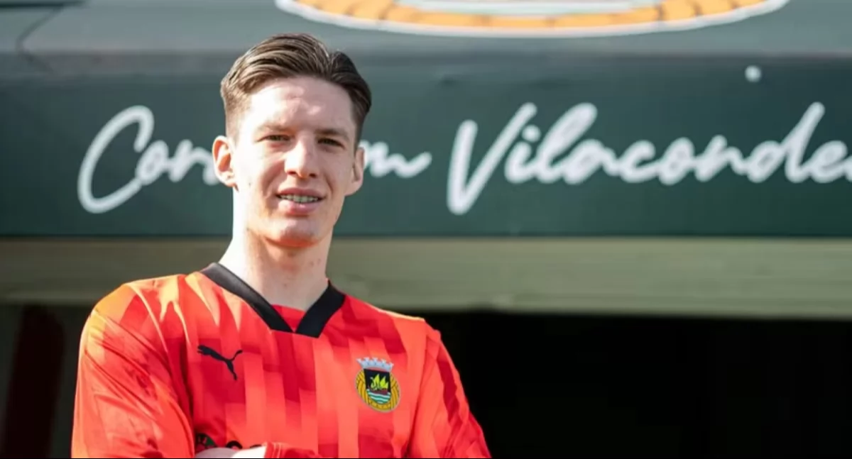 Cezary Miszta doceniony w Portugalii! Wielkie wyróżnienie dla młodego bramkarza