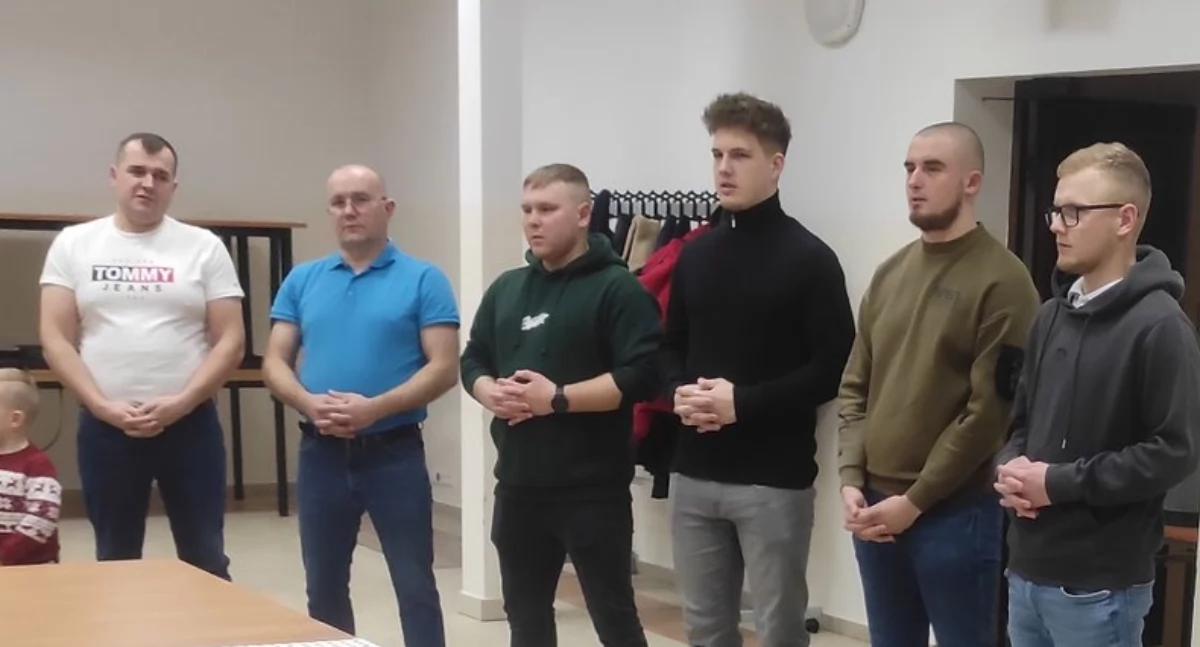 Wzruszające spotkanie opłatkowe w OSP Stanin – tradycja, modlitwa i wspólna uczta
