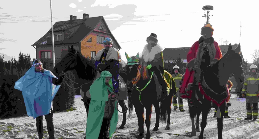 Orszak Trzech Króli w Tuchowiczu. Po raz pierwszy z królewskim rozmachem [ZDJĘCIA, WIDEO]