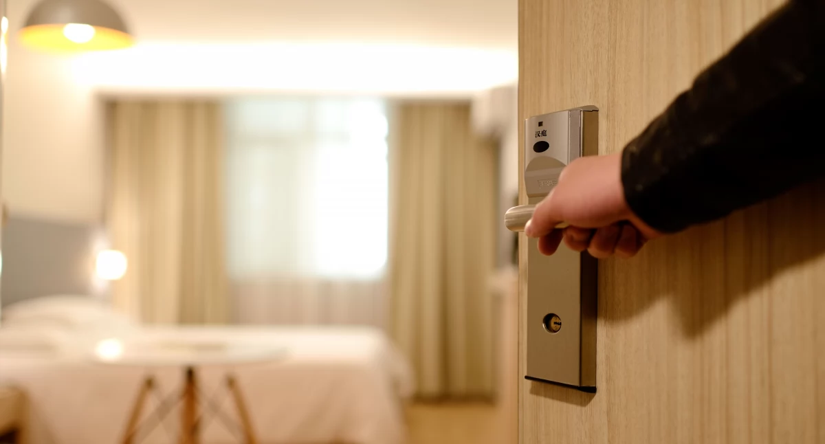 Tajemnicze odkrycie w Łukowie. Zwłoki 59-latki w hotelowym pokoju