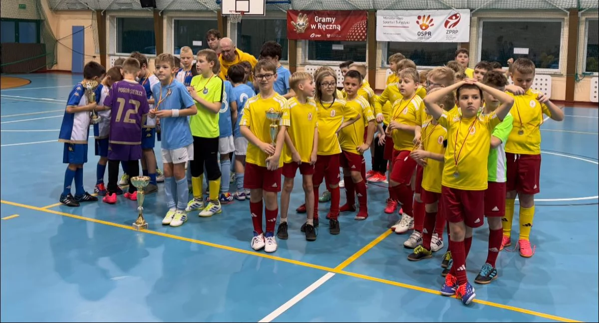 Victoria Sulejówek triumfuje w Orlęta Cup 2015/16! Orlęta Łuków na podium