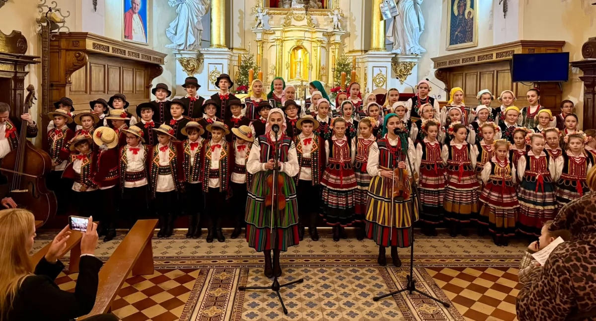 Zespół Pieśni i Tańca 
