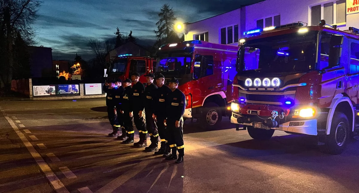 Łuków jednoczy się w żałobie. Strażacy oddali hołd zamordowanemu ratownikowi
