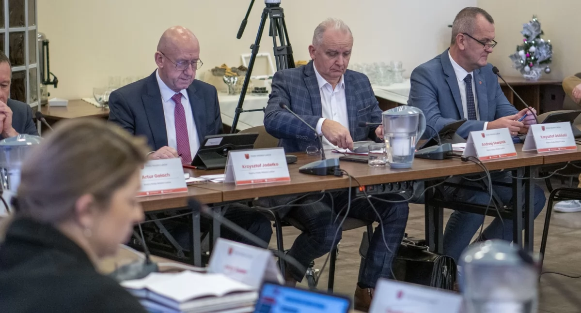 Szok w Radzie Miasta Łuków! Wieloletni radny opuszcza klub PiS