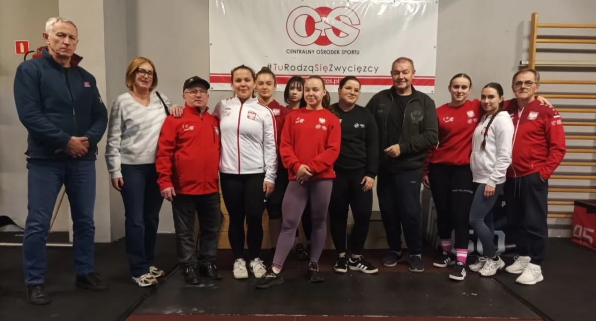 Andżelika Młynarczyk w drodze do Mistrzostw Świata! Kadra juniorek U20 rozpoczęła zgrupowanie w Giżycku