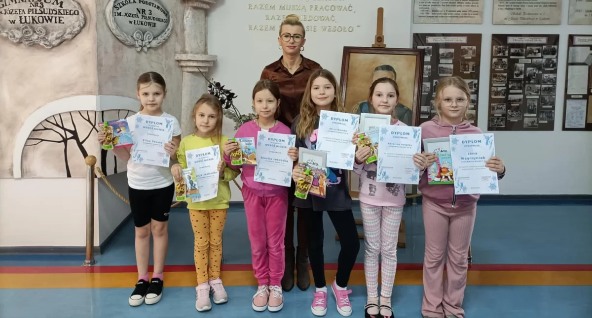 Zimowa kreatywność w SP3 Łuków! Oto zwycięzcy konkursu „Pani Zima”