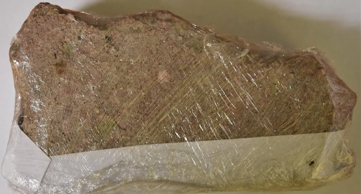 Zastraszali, demolowali, grozili śmiercią – szokujący atak na mieszkańca gminy Borki!