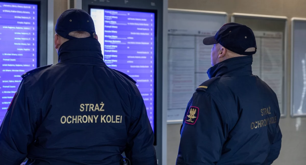 Leżał na dworcu, a szukał go sąd w Łukowie! Poszukiwany listami gończymi wpadł przez własną głupotę