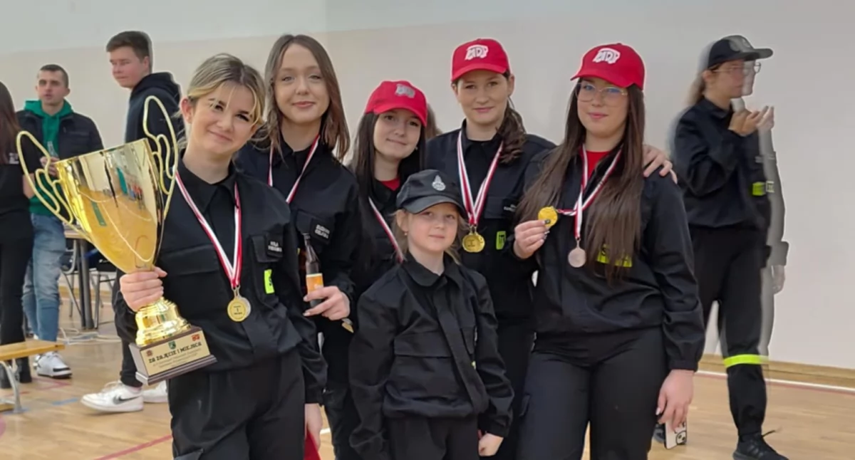 Młodzieżówka OSP Celiny triumfuje! II Gminne Halowe Zawody Sportowo-Pożarnicze w Celinach za nami
