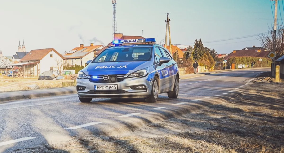Łuków: Zderzenie Mercedesa i Citroena na zatłoczonej ulicy
