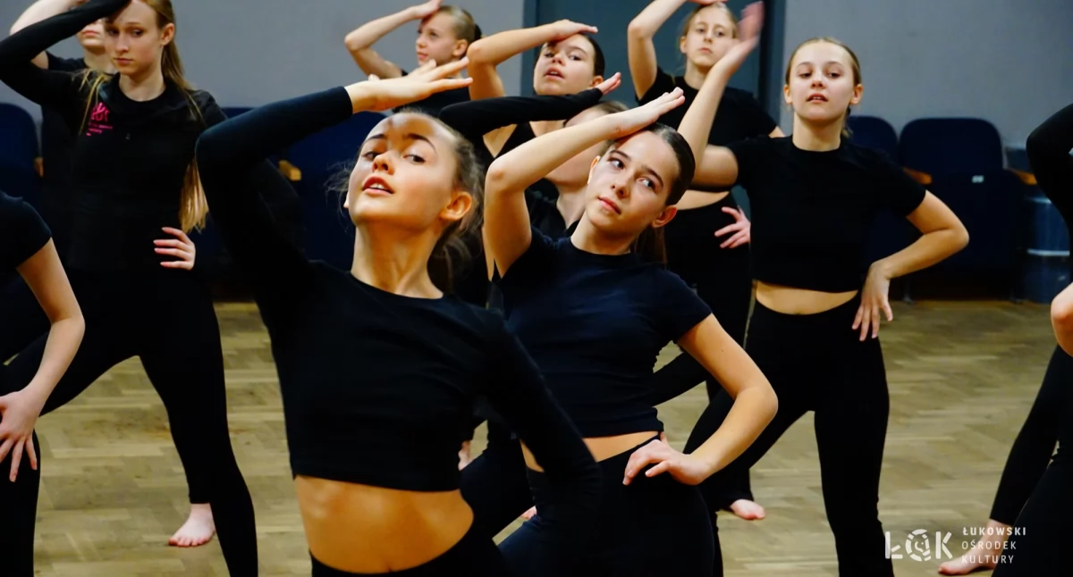 Taneczne ferie zimowe 2025! Młodzi tancerze z ŁOK Dance Factory w akcji [DUŻO ZDJĘĆ]!