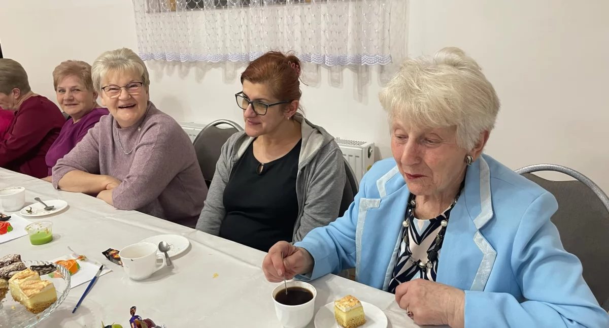 Dzień Kobiet pełen uśmiechów: Relacja z wyjątkowego spotkania w Aleksandrowie