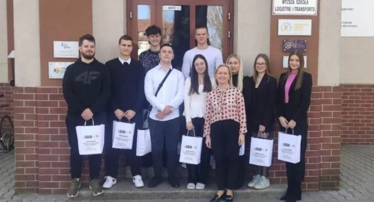 Młodzi logistycy na podium! Sukces uczniów Zespołu Szkół nr 3 w Ogólnopolskiej Olimpiadzie Logistycznej