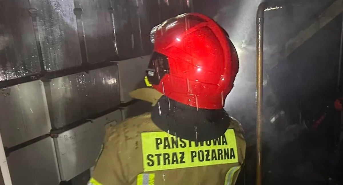 DRAMATYCZNA NOCNA AKCJA STRAŻY POŻARNEJ W ŁUKOWIE