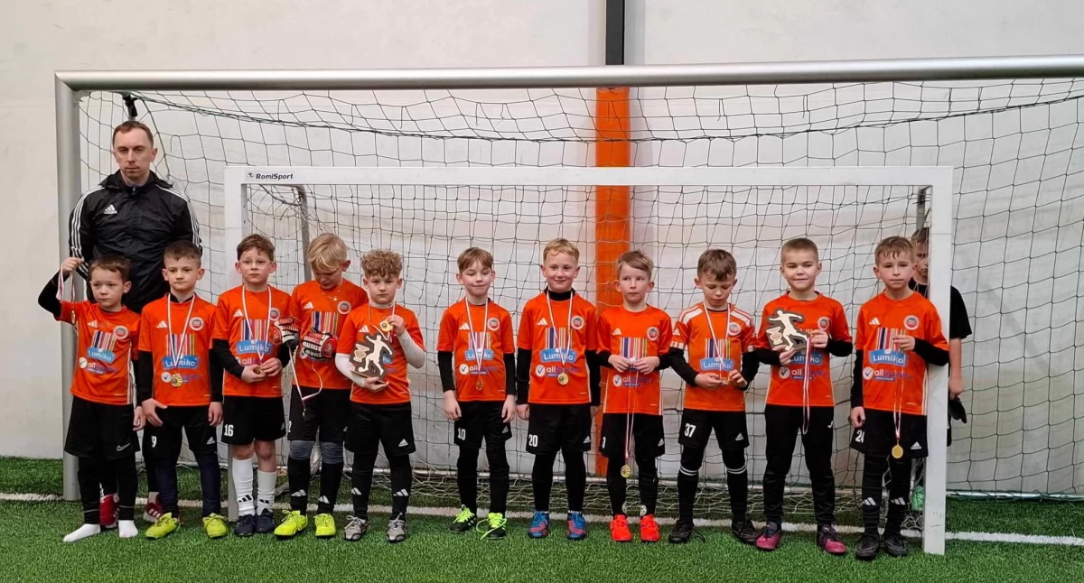 Młodzi piłkarze Amplus Łuków podbili Małopolskę! Turniej gigantów futbolu w Kętach za nami