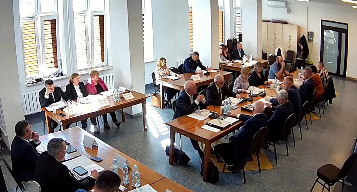 Prawie pół miliona długu! Gmina Wojcieszków ratuje swoją spółkę przed upadkiem