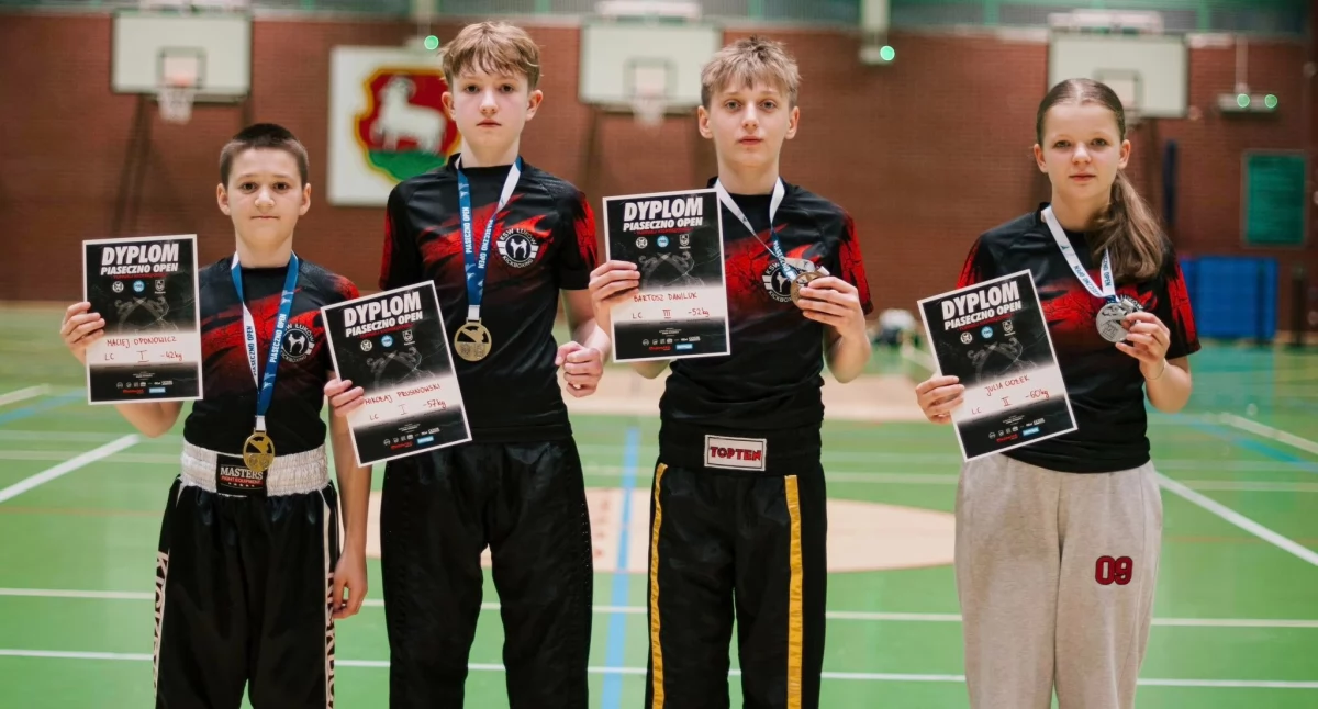 12 medali dla KSW Łuków na Piaseczno Open! Zdominowali rywalizację młodych kickbokserów