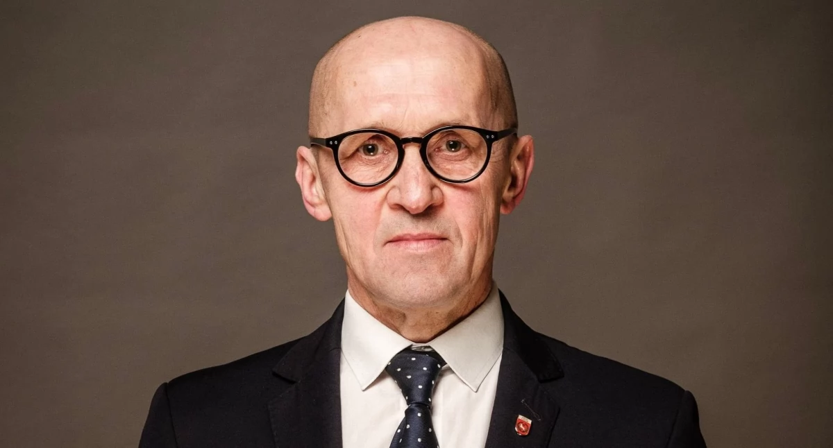 Azbestowa bomba tyka na posesjach? Wójt apeluje do rządu i ostrzega mieszkańców!