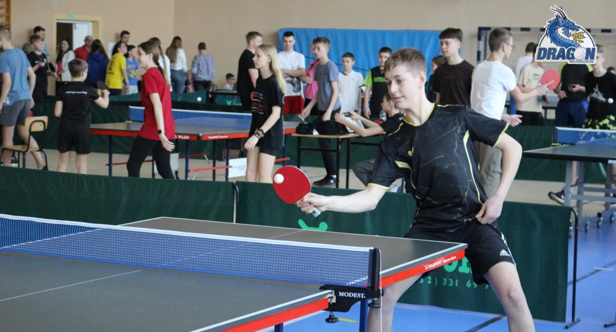 Tenis stołowy łączy pokolenia! Dragon Wojcieszków zorganizował turniej, który przejdzie do historii