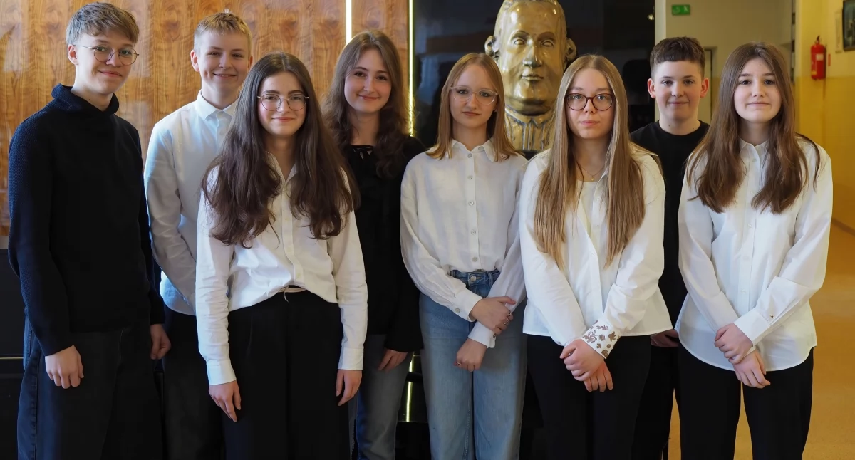 Szkoła Podstawowa nr 1 w Łukowie bije rekordy! Uczniowie z tytułami laureatów prestiżowych konkursów