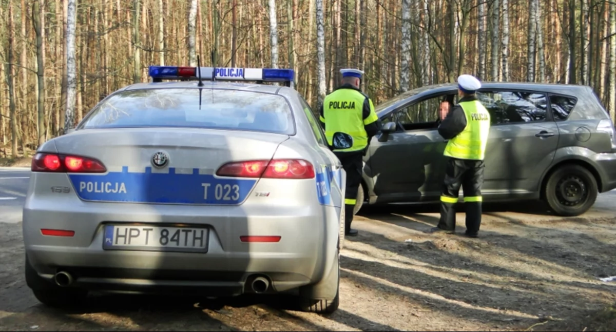 Pędził 138 km/h w terenie zabudowanym! 20-latek stracił prawo jazdy na miejscu