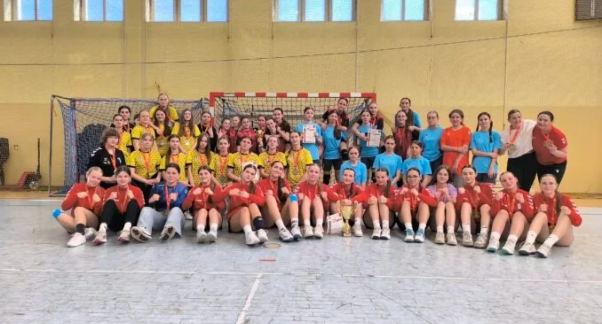 Ogromny triumf SP 1 Łuków! Dziewczęta najlepsze w województwie – jadą na finał ogólnopolski!
