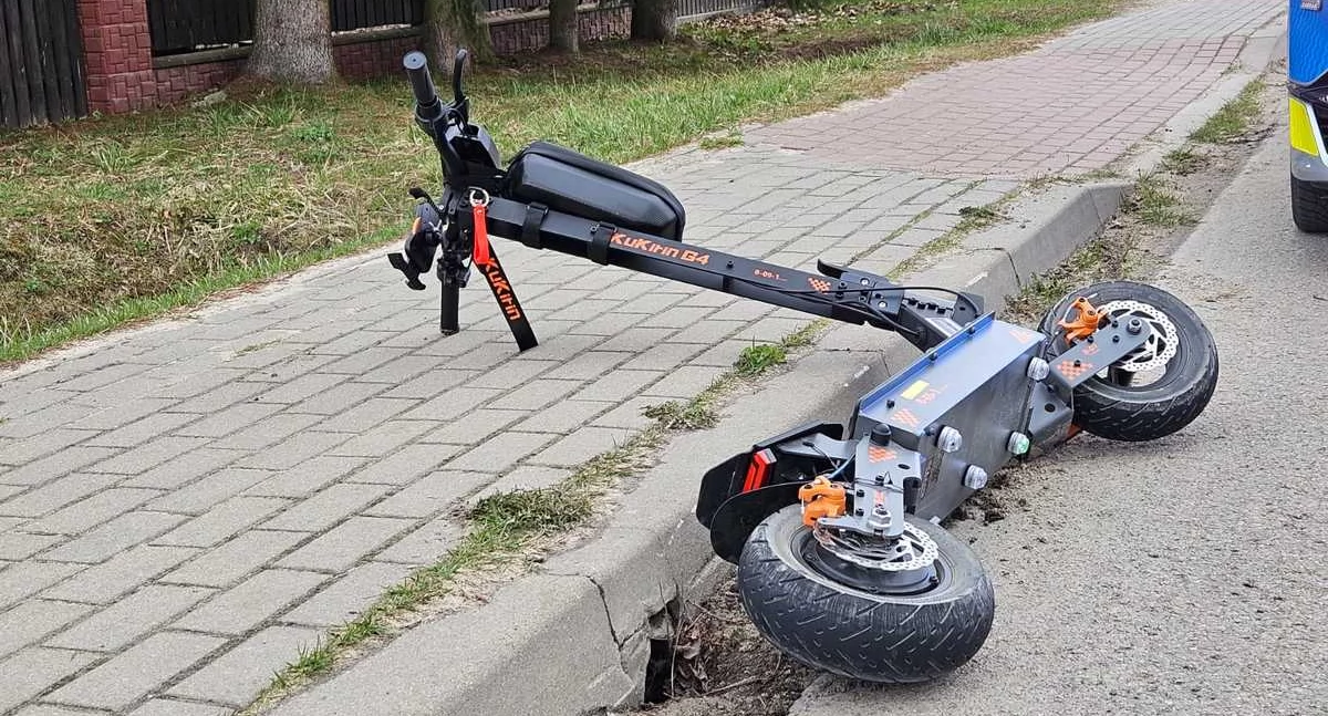 Zwykła przejażdżka skończyła się szpitalem.15-latek wywrócił się na hulajnodze elektrycznej