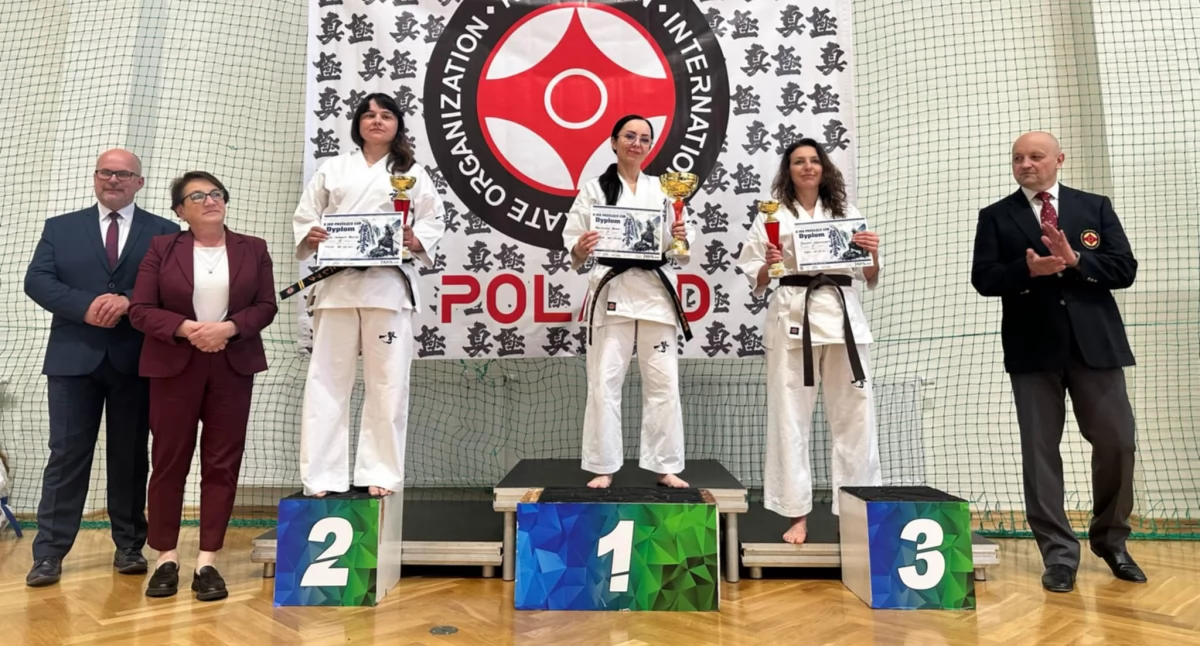 Rodzinny sukces na IK0 Przełęcz Cup. Sensei Agnieszka Borek i jej córka Weronika z medalami!
