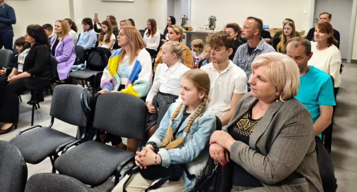 Uczniowie z powiatu łukowskiego z wyróżnieniami i nagrodami w ogólnopolskim konkursie plastycznym strażaków