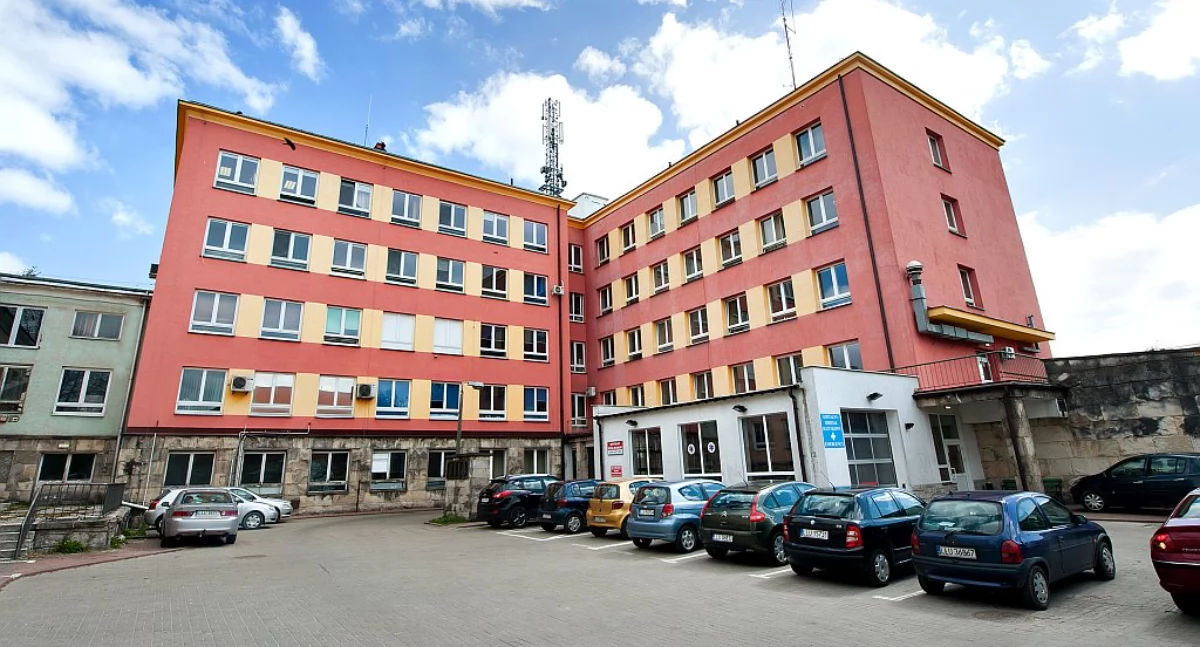 Zarzuty dla ojca i syna za pobicie ratowników w Łukowie. Grozi im do 3 lat więzienia