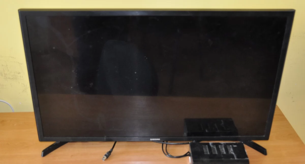 Wszedł do domu jak do sklepu – wyniósł telewizor i dekodery. Grozi mu 10 lat więzienia