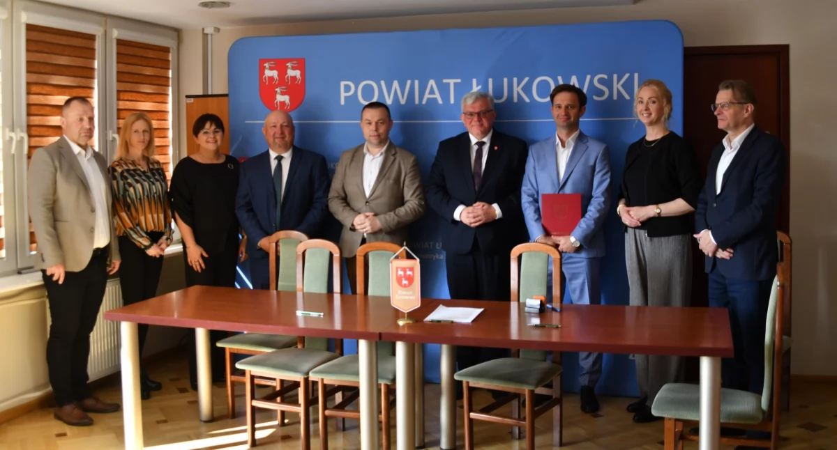 Nowa droga w Powiecie Łukowskim. Przebudowa odcinka Kopina – Niedźwiadka już wkrótce gotowa